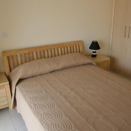 Kronos Holiday Apartments Paralimni Pokoj fotografie
